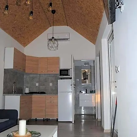 Nad Morzem, Laba Rusinowo Kolo Jaroslawca, * Jarosławiec