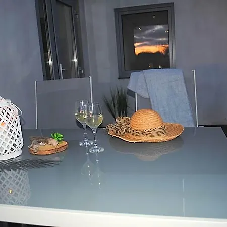 Nad Morzem, Laba Rusinowo Kolo Jaroslawca, Hotel Jarosławiec